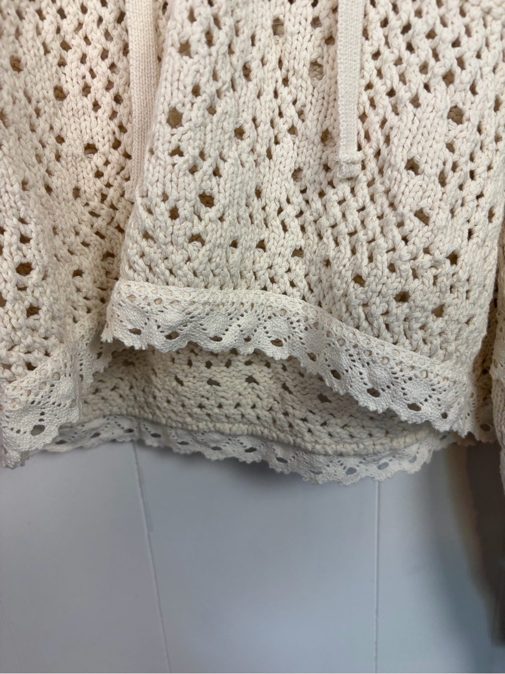 By Anthropologie Boxy Crochet Hooded Sweater Cream Size Small New Boho Festival - Picture 8 of 11